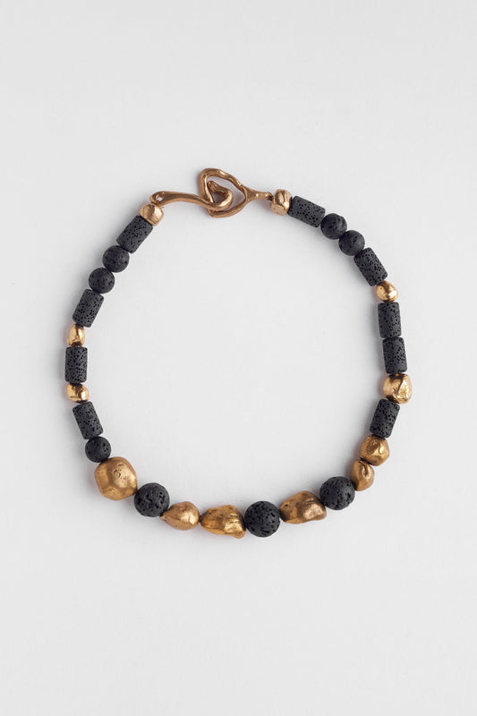 Collar volcánico